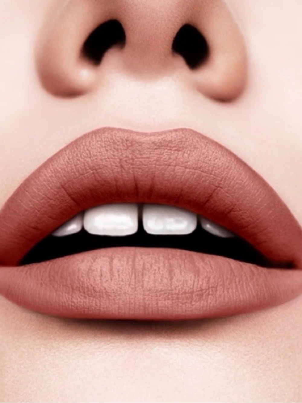 Pat McGrath Mattetrance 048 Christy Lipstick